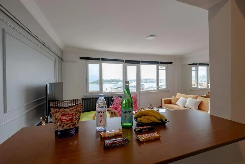 Apartament Bosphorus View With 2 Bedrooms And Central Location Istanbul